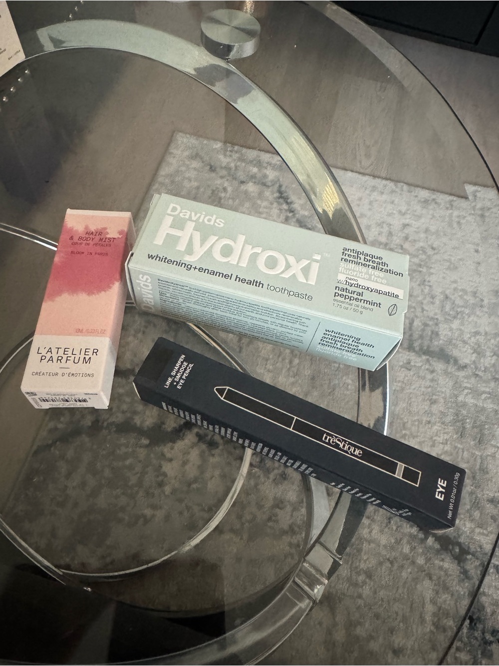 New bundle l’atelier parfum, trestique eyeliner, hydroxi Whitening Toothpaste